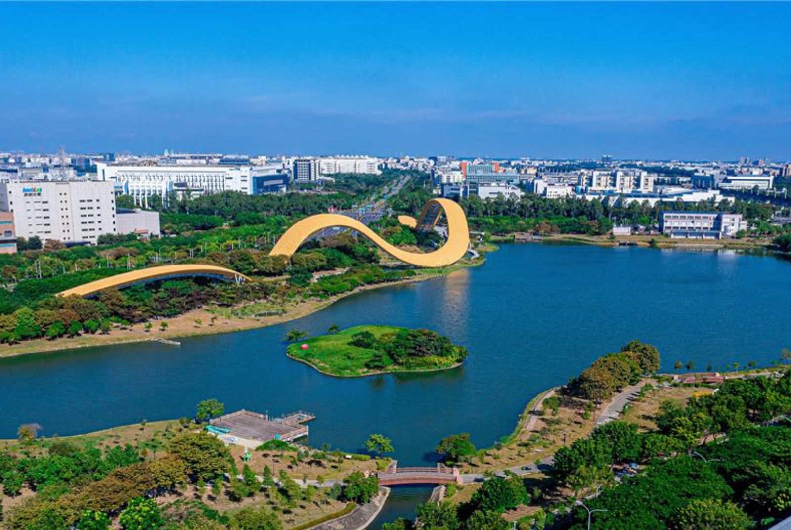 半導體與AI交會之際，南科正在接住下一個關鍵30年